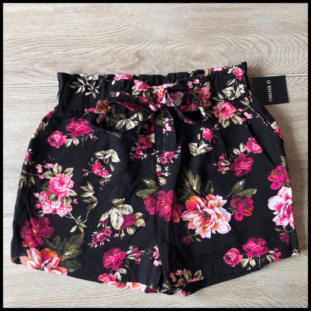 NWT Forever 21 Black Floral High Waist Shorts